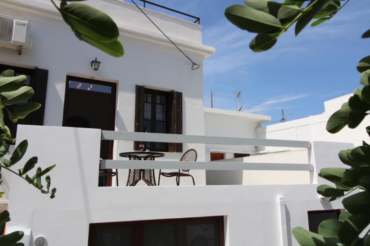 Plaka Philoxenia Apartments 외부 사진