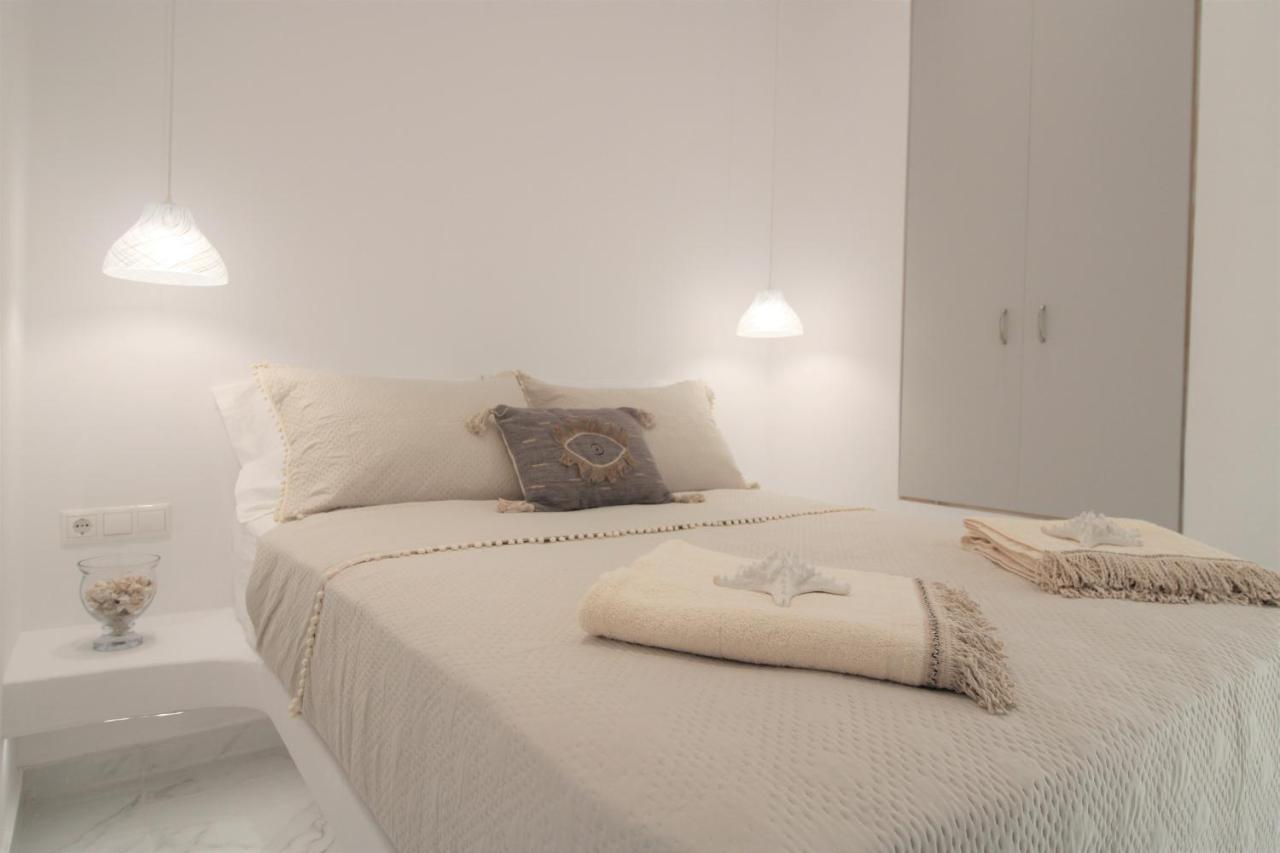 Plaka Philoxenia Apartments 외부 사진