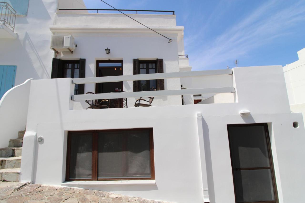 Plaka Philoxenia Apartments 외부 사진