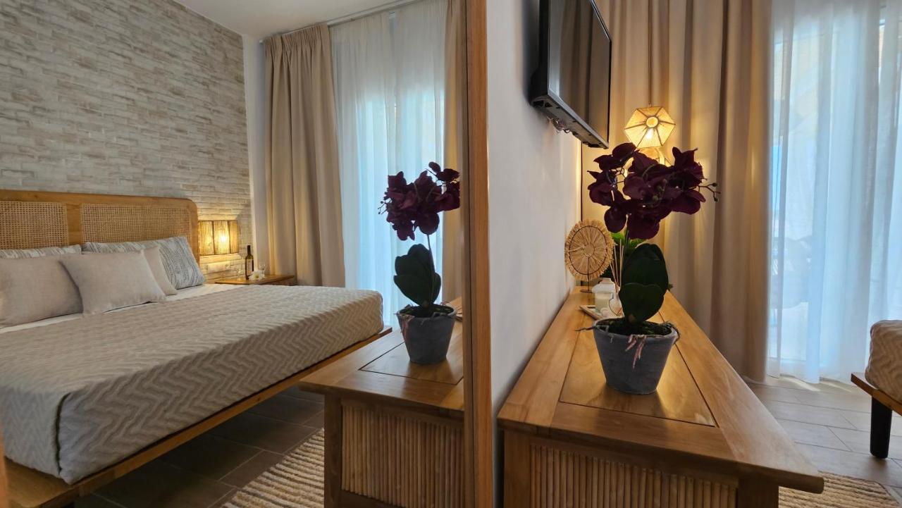 Plaka Philoxenia Apartments 외부 사진
