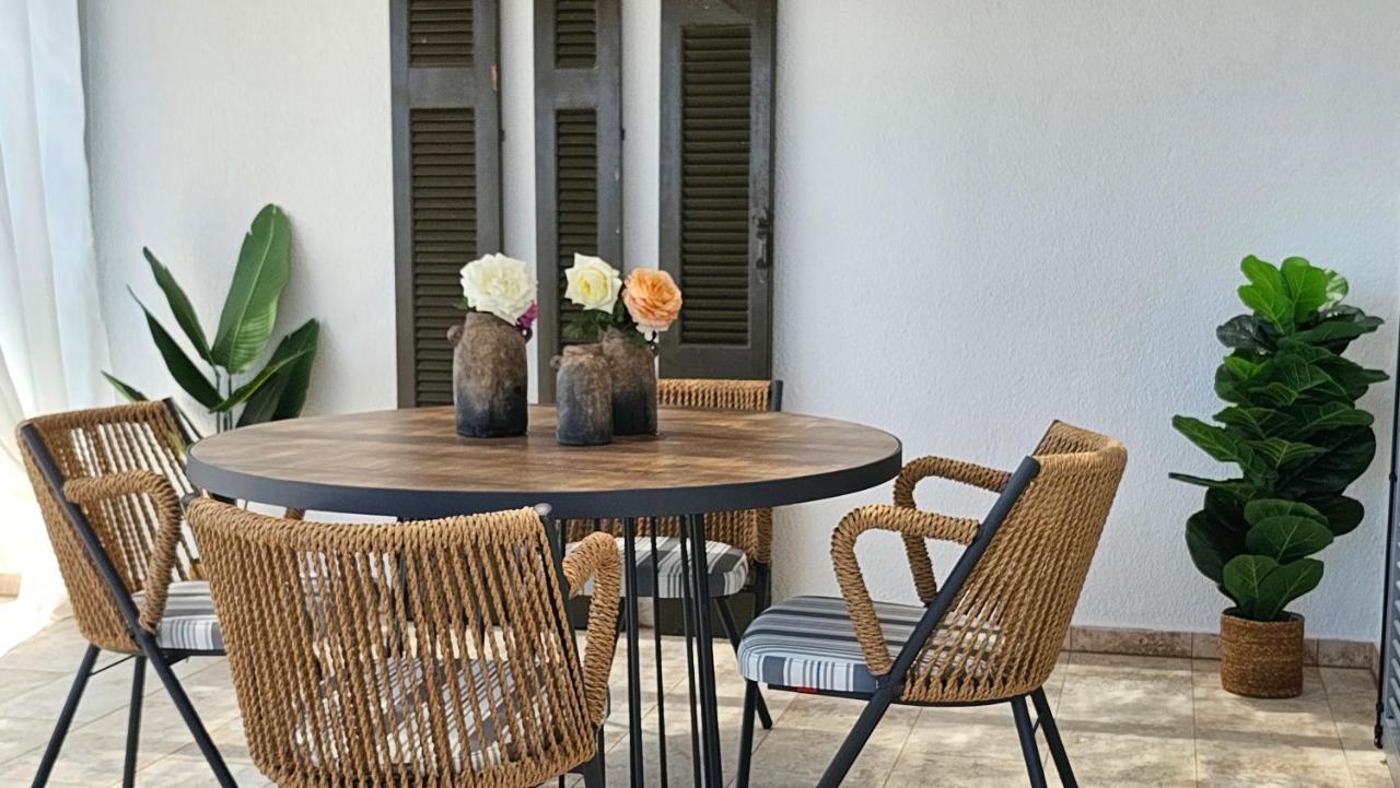 Plaka Philoxenia Apartments 외부 사진