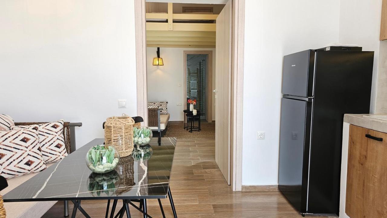 Plaka Philoxenia Apartments 외부 사진