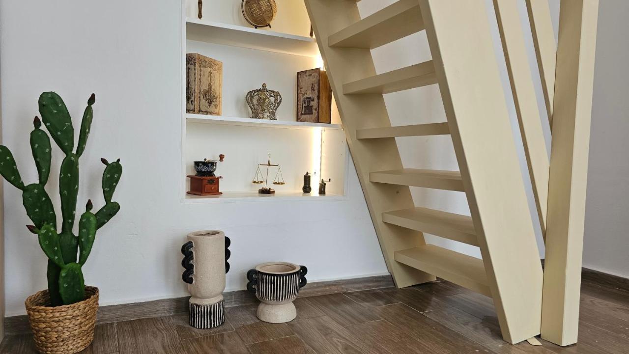 Plaka Philoxenia Apartments 외부 사진