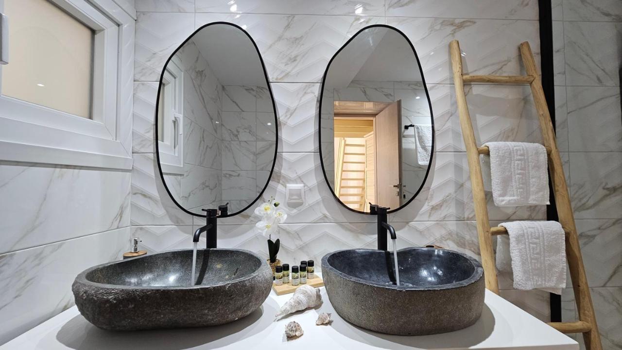 Plaka Philoxenia Apartments 외부 사진